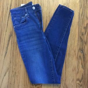Levi’s Mile High Skinny